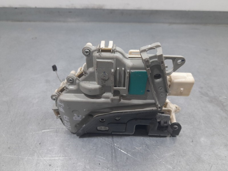 Recambio de cerradura puerta delantera izquierda para seat altea (5p1) 1.2 tsi referencia OEM IAM 1P1837015C  