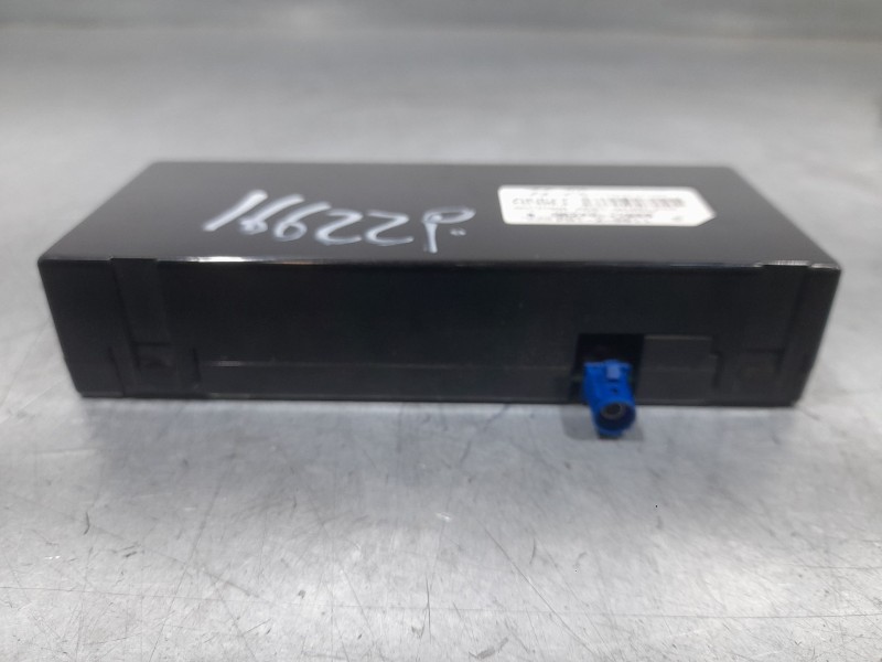 Recambio de amplificador antena para kia ceed (cd) 1.0 t-gdi referencia OEM IAM 96240J7000  