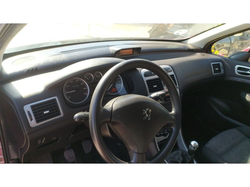peugeot 307 sw (3h) del año 2004