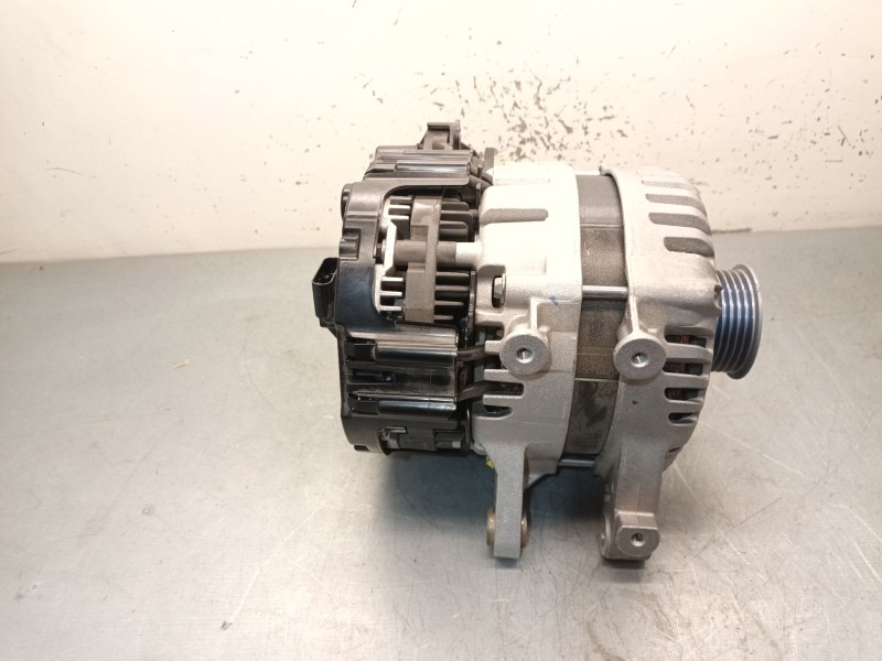 Recambio de alternador para ford focus iv turnier (hp) 1.0 ecoboost mhev referencia OEM IAM 2529548  