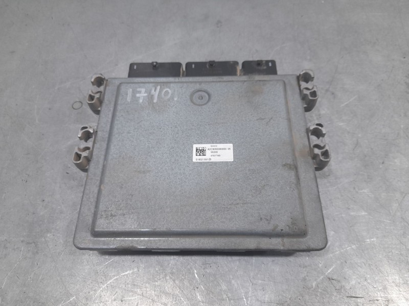 Recambio de centralita motor uce para dacia duster (hs_) 1.5 dci referencia OEM IAM 237107137R A2C12510106 CONTINENTAL