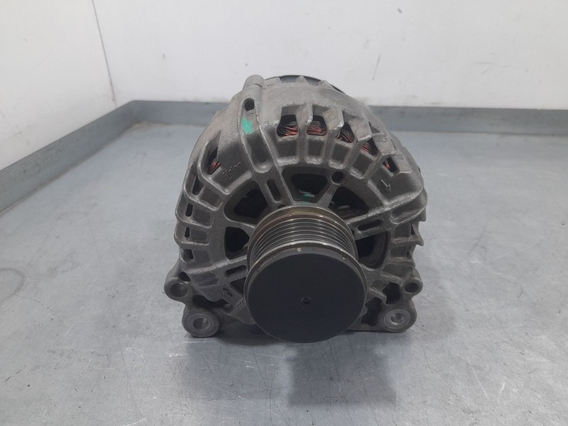 Recambio de alternador para dacia duster (hs_) 1.5 dci referencia OEM IAM 23100788R 2117009807 VALEO