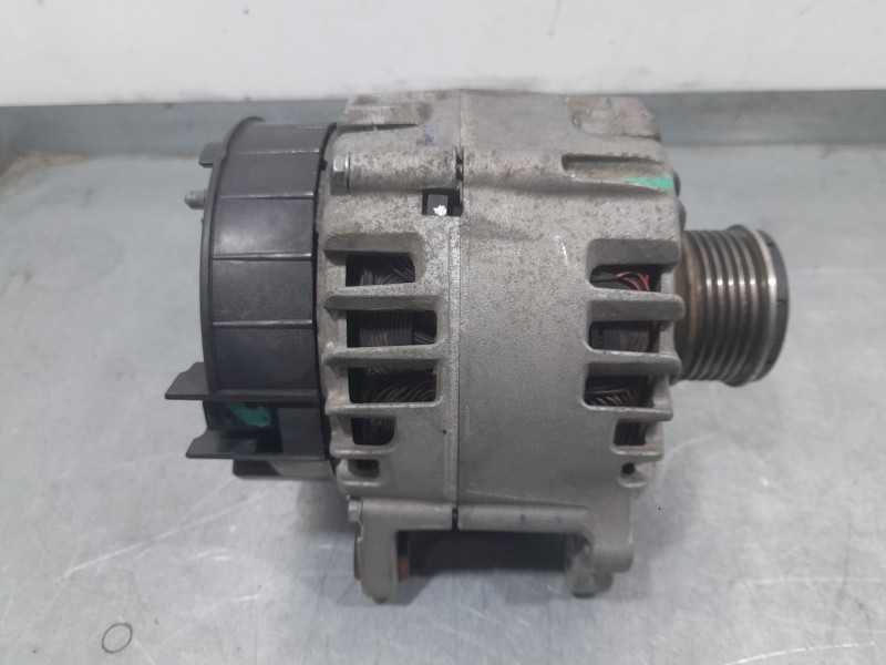 Recambio de alternador para dacia duster (hs_) 1.5 dci referencia OEM IAM 23100788R 2117009807 VALEO