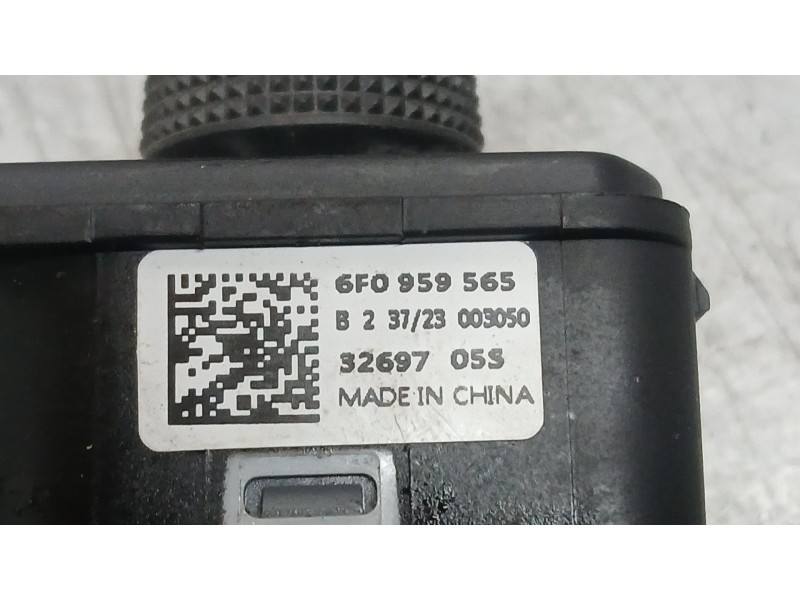 Recambio de mando retrovisor para seat arona (kj7, kjp) 1.0 tsi referencia OEM IAM   