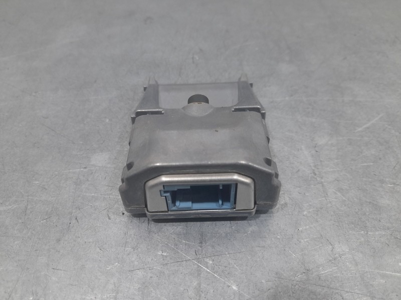 Recambio de camara para peugeot 208 ii (ub_, up_, uw_, uj_) 1.2 puretech 100 referencia OEM IAM 9842997780 95947P01 TRW