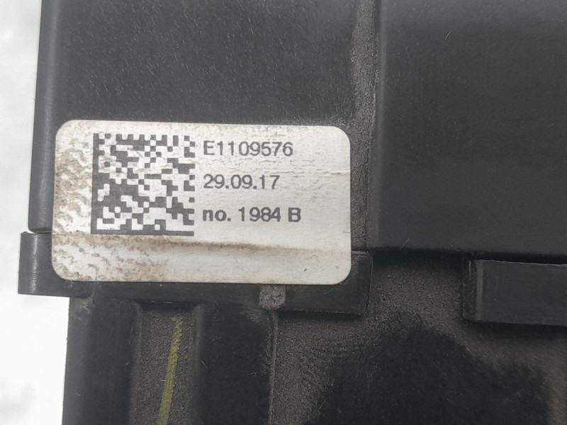 Recambio de mando luces para dacia duster (hs_) 1.5 dci referencia OEM IAM E1109576  