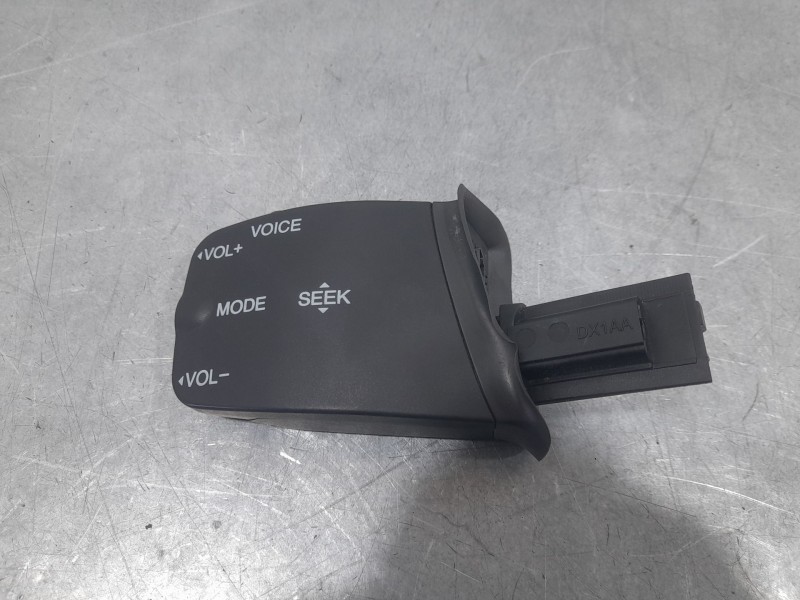 Recambio de mando volante para ford focus ii (da_, hcp, dp) 1.8 tdci referencia OEM IAM 758709  