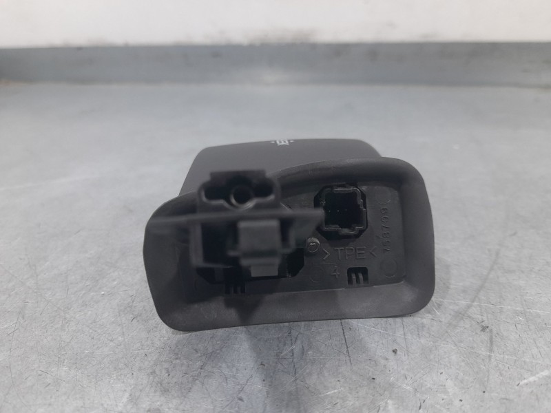 Recambio de mando volante para ford focus ii (da_, hcp, dp) 1.8 tdci referencia OEM IAM 758709  