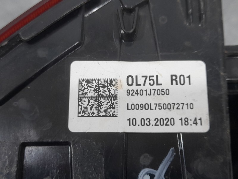 Recambio de piloto trasero izquierdo exterior para kia ceed (cd) 1.0 t-gdi referencia OEM IAM 92401J7050  