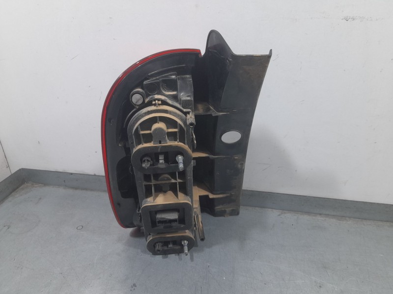 Recambio de piloto trasero derecho para dacia duster (hs_) 1.5 dci referencia OEM IAM 265506837R  