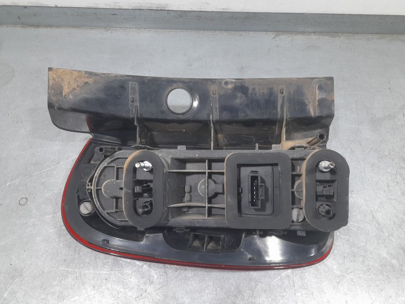 Recambio de piloto trasero derecho para dacia duster (hs_) 1.5 dci referencia OEM IAM 265506837R  