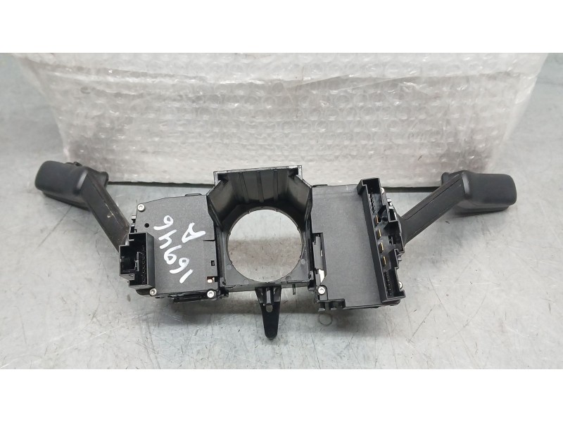 Recambio de mando luces y limpia para seat arona (kj7, kjp) 1.0 tsi referencia OEM IAM 2Q093507L  10347945