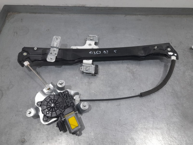 Recambio de elevalunas delantero izquierdo para ssangyong tivoli 1.5 referencia OEM IAM 98810X1010  