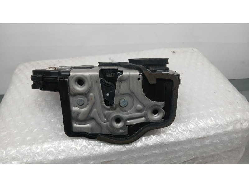 Recambio de cerradura puerta trasera derecha para seat arona (kj7, kjp) 1.0 tsi referencia OEM IAM 10A839016B  G11514102