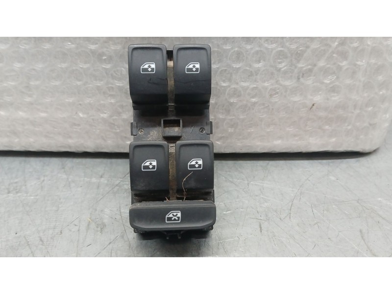 Recambio de mando elevalunas delantero izquierdo para seat arona (kj7, kjp) 1.0 tsi referencia OEM IAM 5G0959857F  