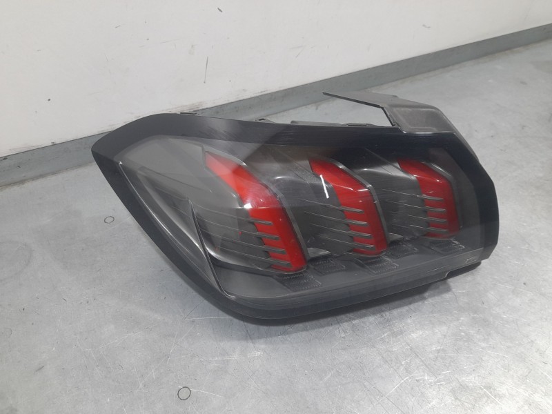 Recambio de piloto trasero izquierdo para peugeot 208 ii (ub_, up_, uw_, uj_) 1.2 puretech 100 referencia OEM IAM 9823216880 L29