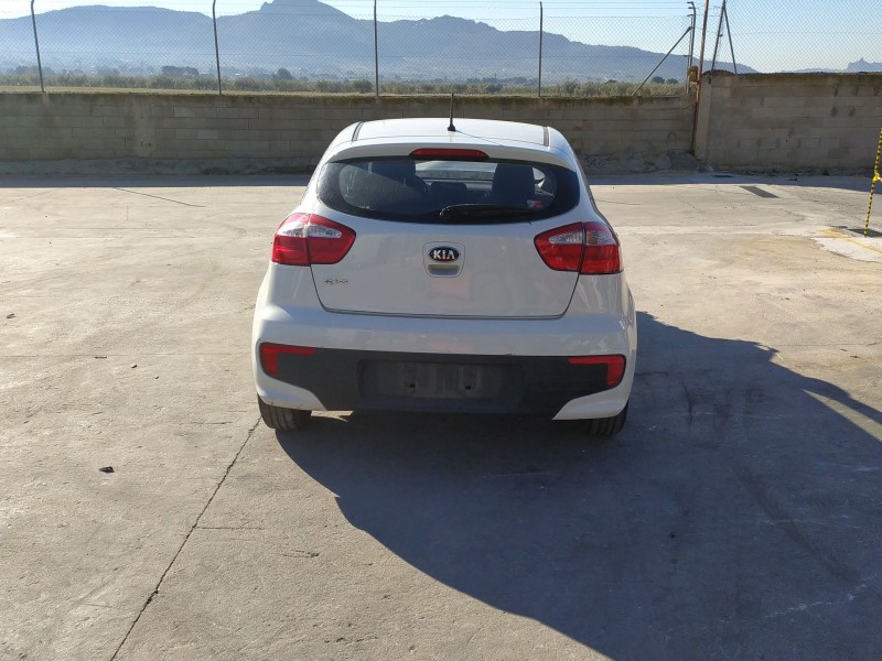 kia rio iii (ub) del año 2015
