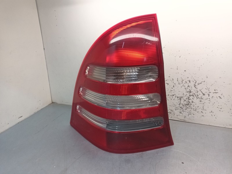 Recambio de piloto trasero izquierdo para mercedes-benz clase c t-model (s203) c 220 cdi (203.206) referencia OEM IAM A203820016