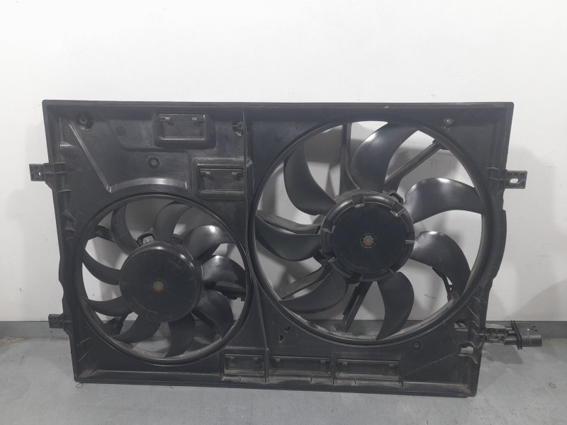 Recambio de electroventilador para cupra formentor (km7, kmp) 2.0 tsi 4drive referencia OEM IAM 5WA121205B C37962101 BROSE
