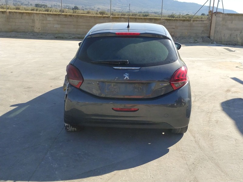 peugeot 208 i (ca_, cc_) del año 2016