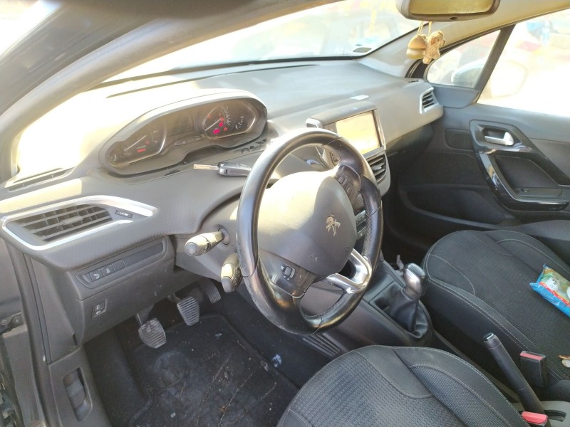 peugeot 208 i (ca_, cc_) del año 2016