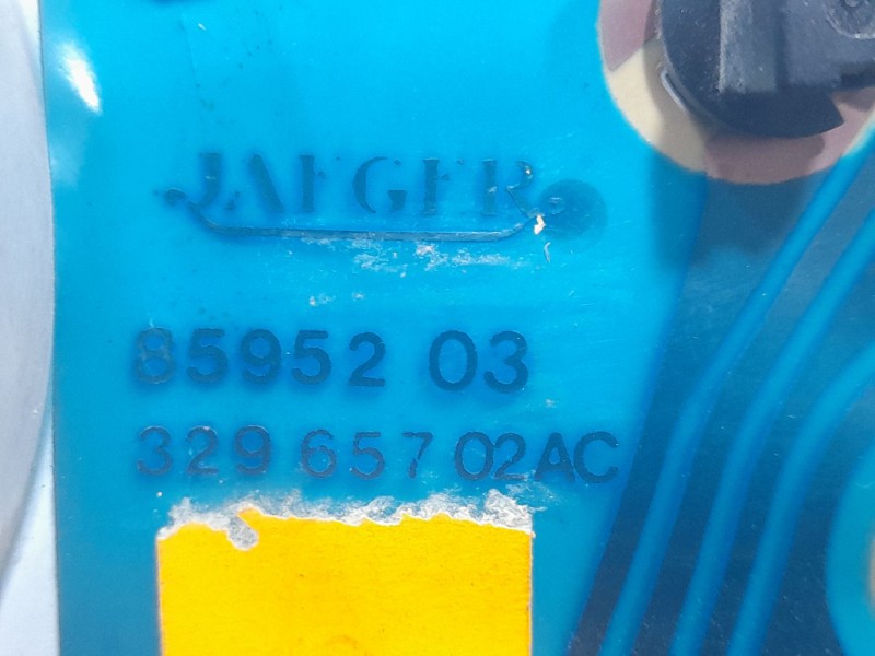 Recambio de cuadro instrumentos para peugeot 205 i (741a/c) 1.7 diesel referencia OEM IAM 8595203 32965702AC JAEGER