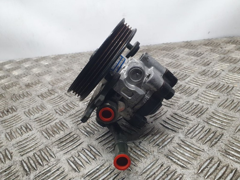 Recambio de bomba direccion para kia shuma 1.8 comfort 5 berlina referencia OEM IAM 0K2AA326000  