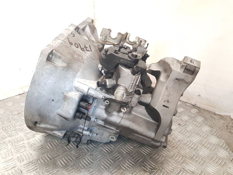 Recambio de caja cambios para ford focus iii 1.6 tdci referencia OEM IAM AV6R7002GJ 2255744 141901