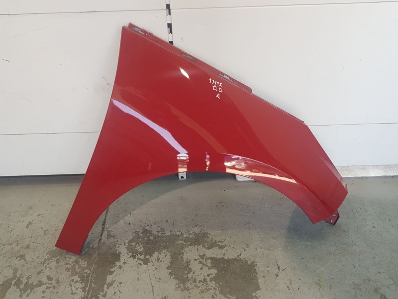 Recambio de aleta delantera derecha para bmw i3 (i01) electric referencia OEM IAM 51647375894  