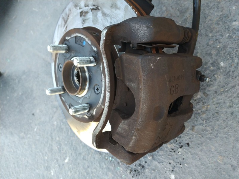 Recambio de pinza freno delantera izquierda para hyundai i20 ii (gb, ib) 1.2 referencia OEM IAM 58180C8A00  