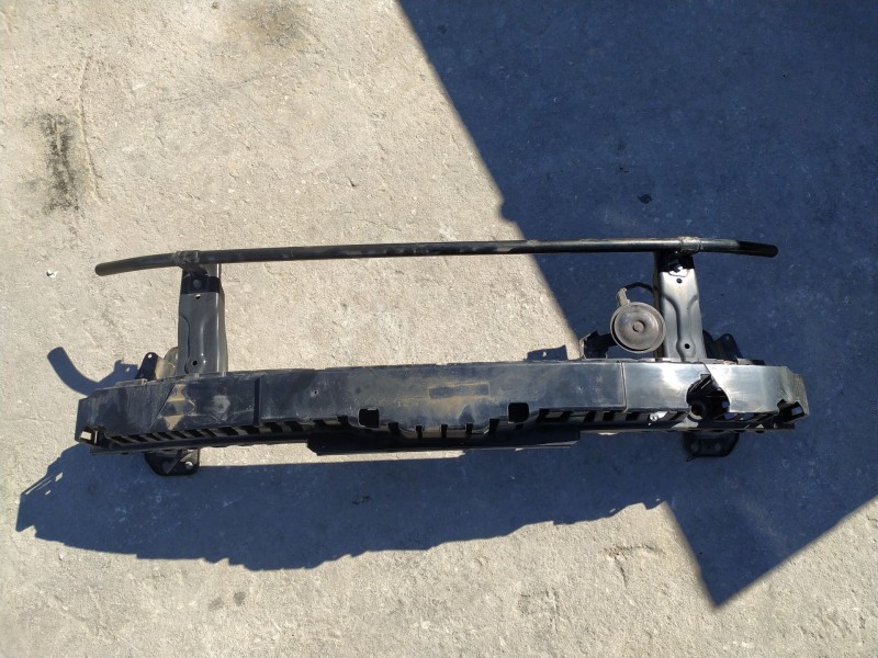 Recambio de refuerzo paragolpes delantero para hyundai i20 ii (gb, ib) 1.2 referencia OEM IAM 86530C8000  