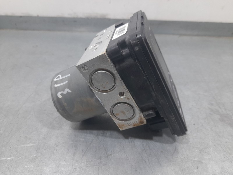 Recambio de abs para ssangyong tivoli 1.5 referencia OEM IAM 4892035400 BH6014AZ00 MANDO