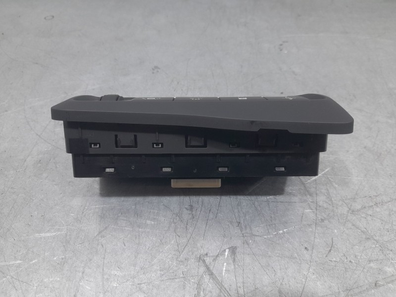 Recambio de mando multifuncion para ssangyong tivoli 1.5 referencia OEM IAM 8580035140  