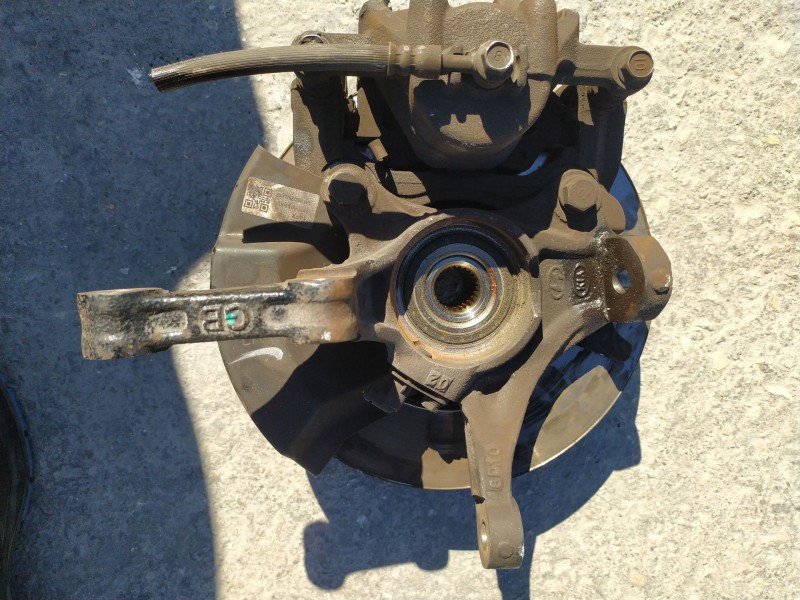 Recambio de mangueta delantera derecha para hyundai i20 ii (gb, ib) 1.2 referencia OEM IAM 51716C8000  