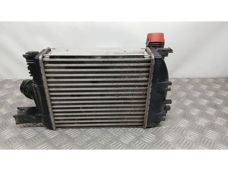 Recambio de intercooler para dacia duster ii prestige referencia OEM IAM 144965154R  