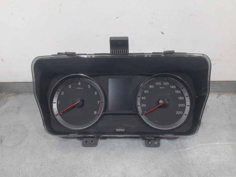 Recambio de cuadro instrumentos para ssangyong tivoli 1.5 referencia OEM IAM 8021035761  