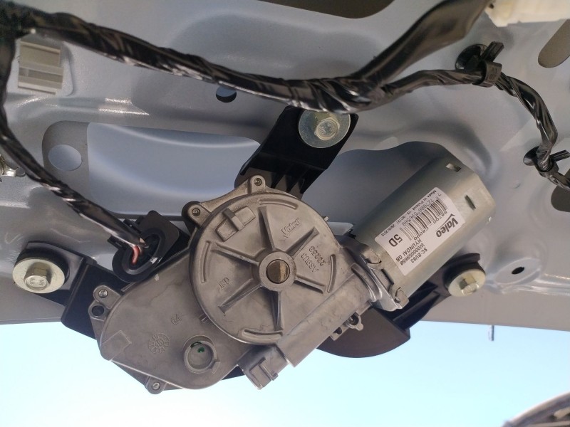 Recambio de motor limpia trasero para hyundai i20 ii (gb, ib) 1.2 referencia OEM IAM 98700C8000  