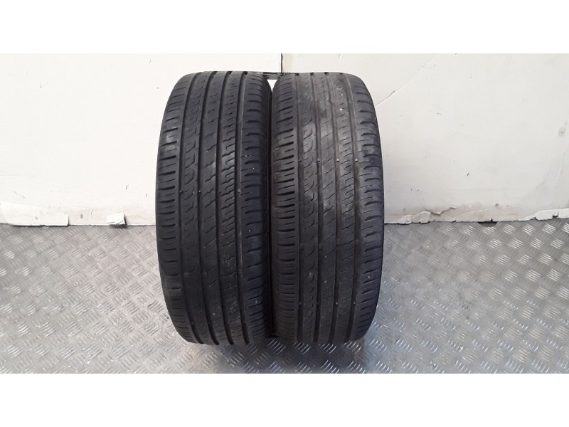 Recambio de neumatico pareja para neumaticos reutilizados - referencia OEM IAM 195551585V BARUM 195/55/15/85V