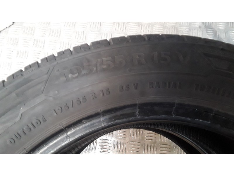 Recambio de neumatico pareja para neumaticos reutilizados - referencia OEM IAM 195551585V BARUM 195/55/15/85V