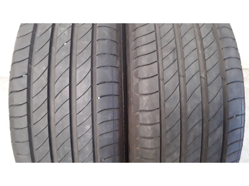 Recambio de neumatico pareja para neumaticos reutilizados - referencia OEM IAM 195551687H MICHELIN 195/55/16/87H