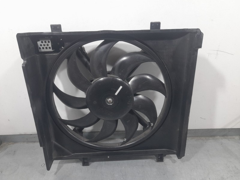 Recambio de electroventilador para mahindra kuv 100 nxt 1.2 vvt referencia OEM IAM 0304AAW00011N FB173001 MAHLE