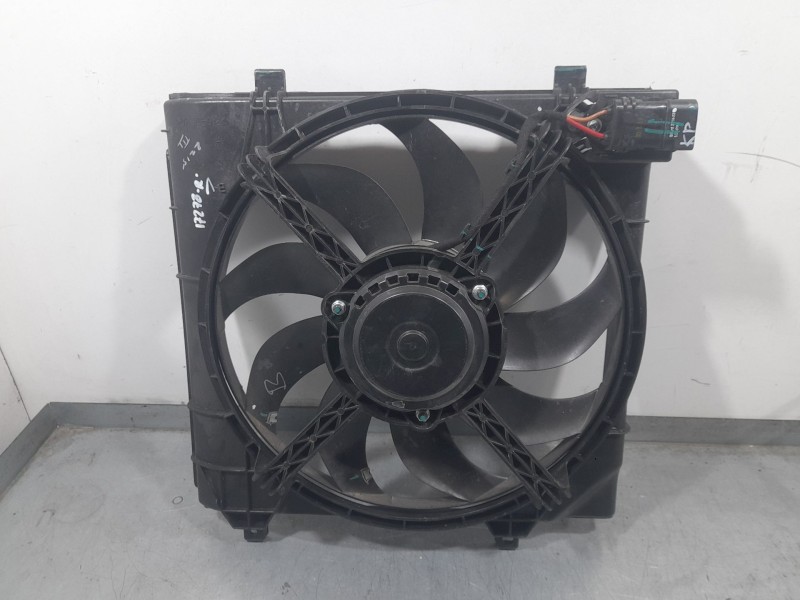 Recambio de electroventilador para mahindra kuv 100 nxt 1.2 vvt referencia OEM IAM 0304AAW00011N FB173001 MAHLE