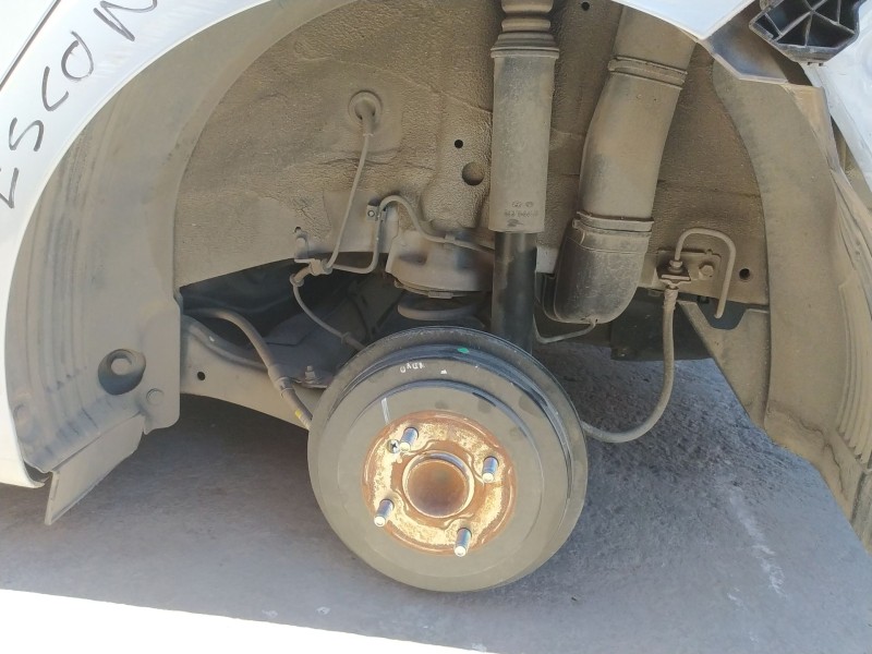 Recambio de plastico pase rueda tras. izq. para hyundai i20 ii (gb, ib) 1.2 referencia OEM IAM 86821C8000  