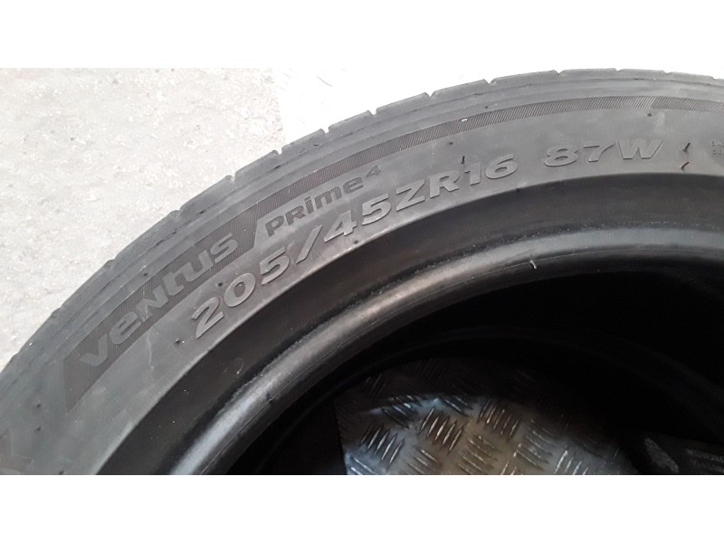Recambio de neumatico pareja para neumaticos reutilizados - referencia OEM IAM 205451687W HANKOOK 205/45/16/87W