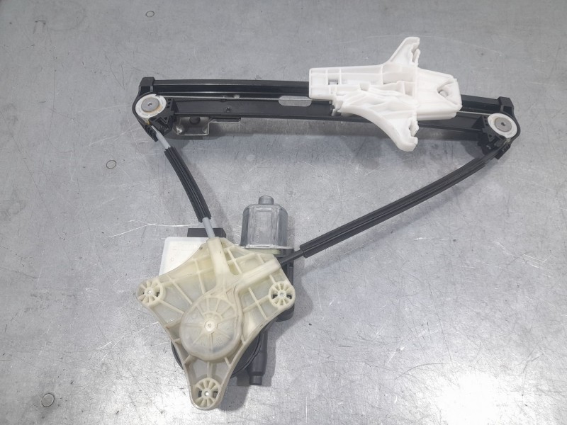 Recambio de elevalunas trasero derecho para volkswagen taigo (cs1) 1.0 tsi referencia OEM IAM 2G6839462D  