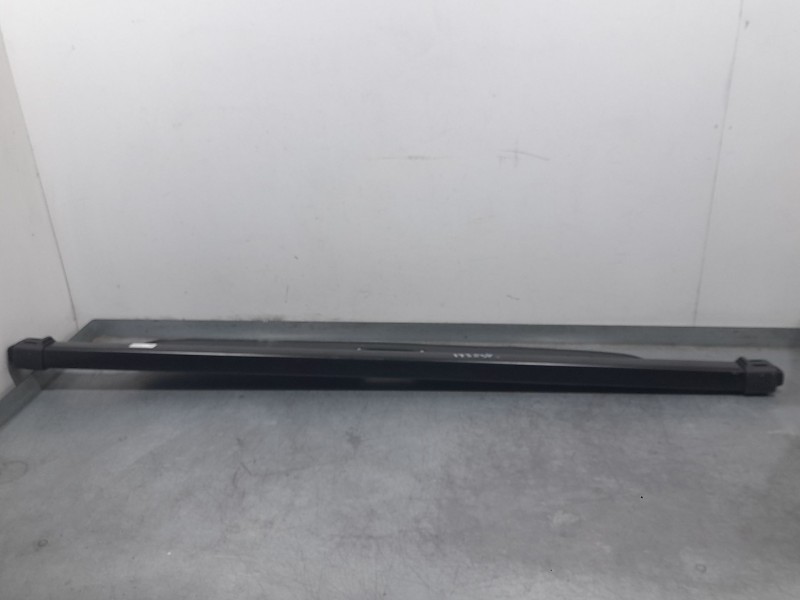 Recambio de bandeja trasera para ssangyong tivoli 1.5 referencia OEM IAM 7688035000  