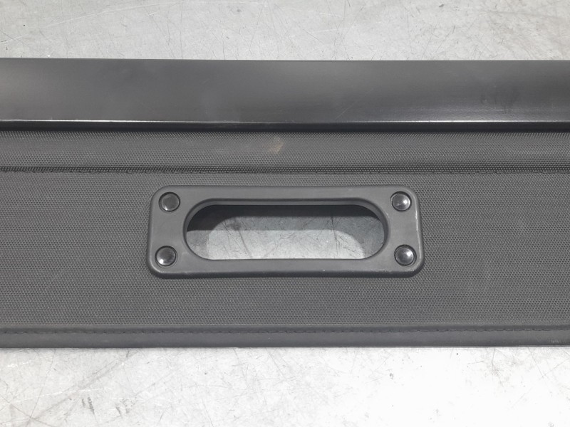 Recambio de bandeja trasera para ssangyong tivoli 1.5 referencia OEM IAM 7688035000  