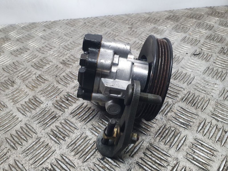 Recambio de bomba direccion para kia shuma 1.8 comfort 5 berlina referencia OEM IAM 0K2AA326000  
