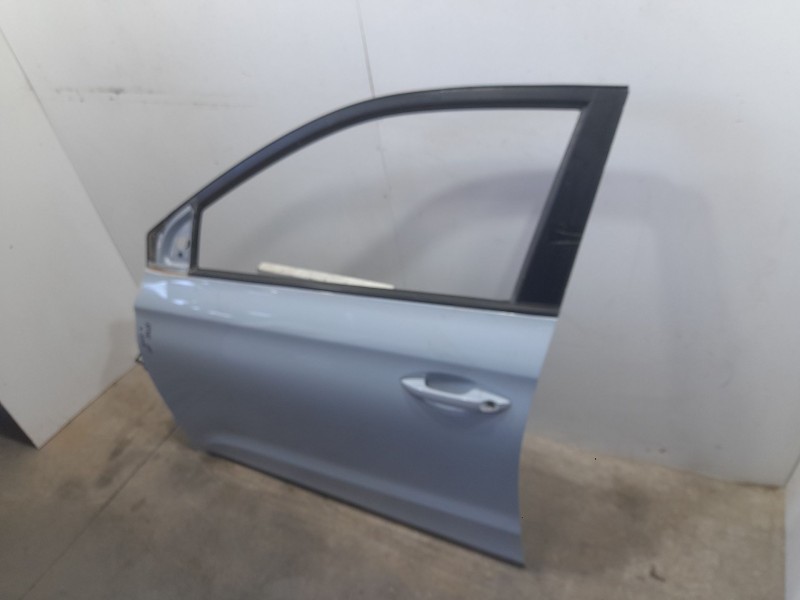 Recambio de puerta delantera izquierda para hyundai i20 ii (gb, ib) 1.2 referencia OEM IAM 76003C8000  