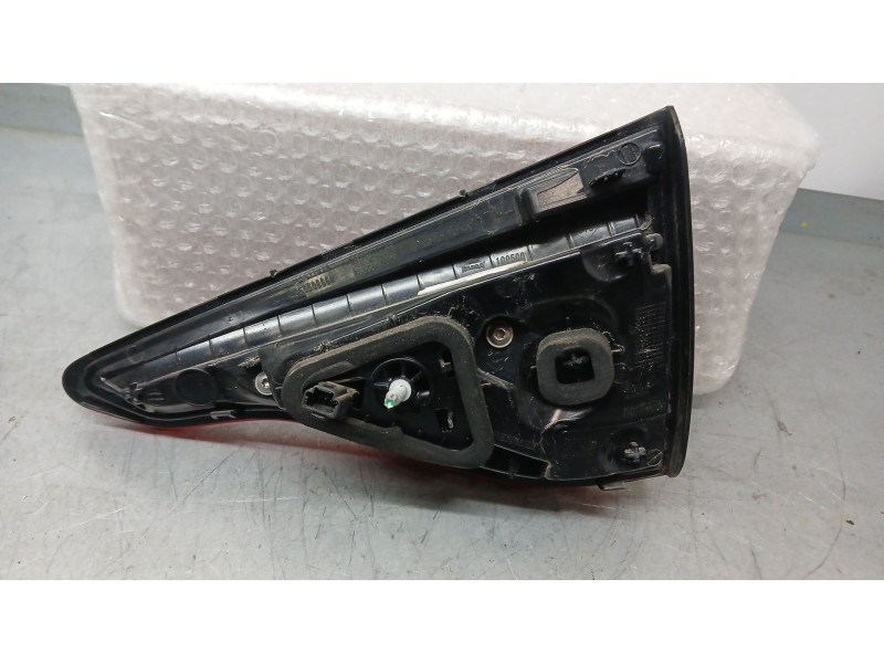 Recambio de piloto trasero izquierdo para renault clio v zen referencia OEM IAM 265557776R  